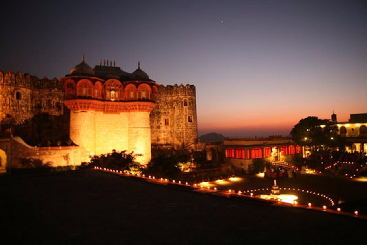 Atulya Fort Khejarla Екстериор снимка